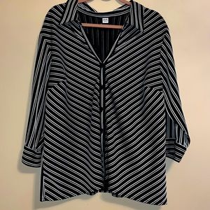 “studio 1940” semi sheer, raised texture blouse Y2K